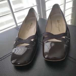 Salvatore Ferragamo Black Patent Flats Sz 10